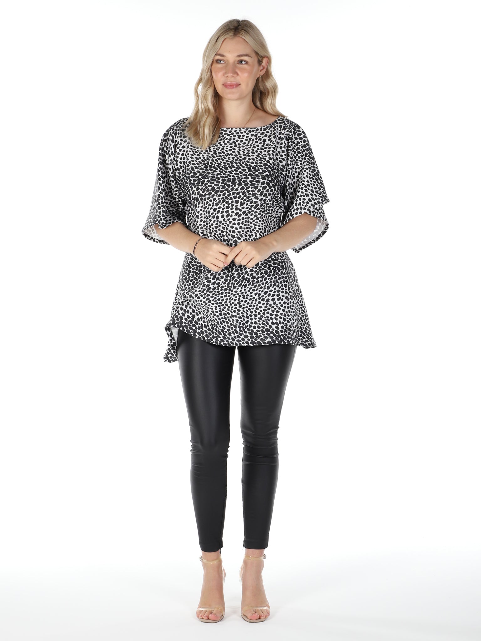 Black and White Leopard Print Atlas Top